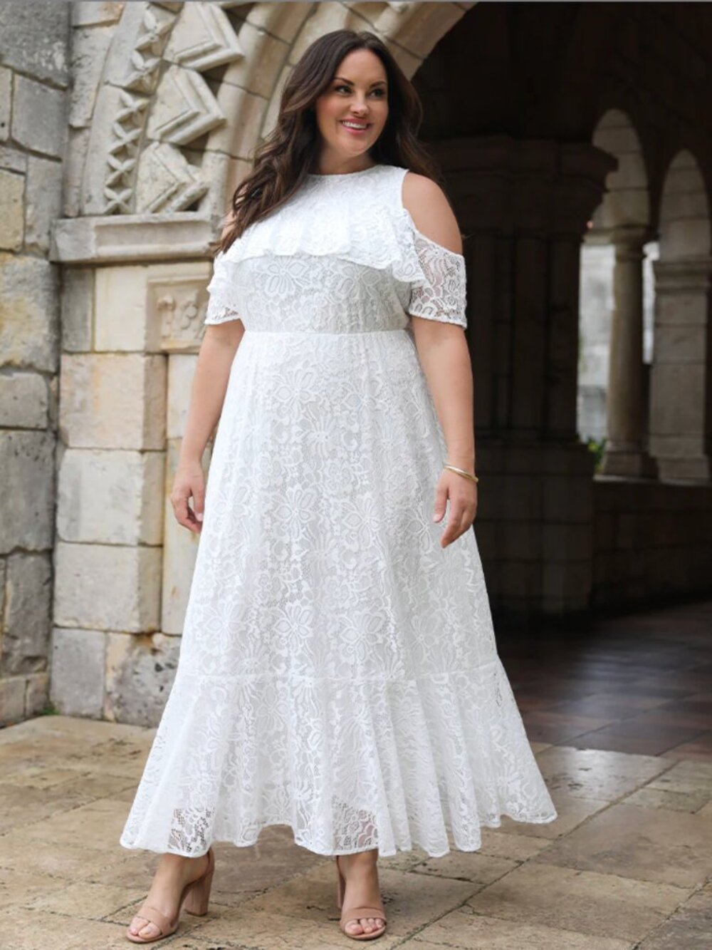 New Kiyonna Savannah Lace Gown White Size 0X MSRP $248